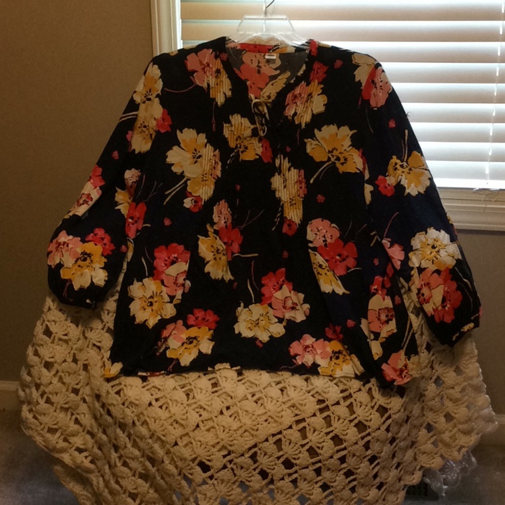 Old navy top